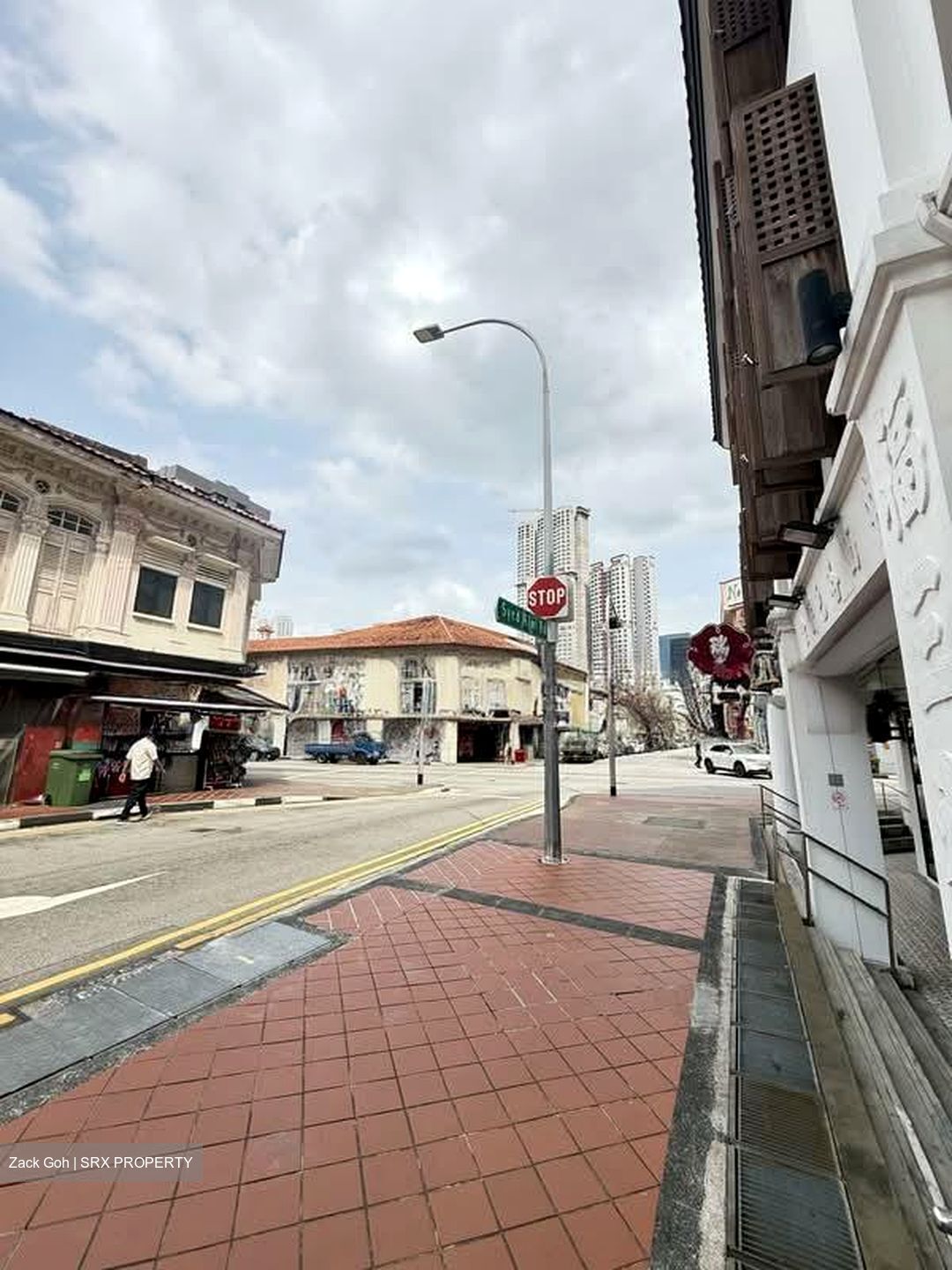Loyang Green (D17), Office #568039651